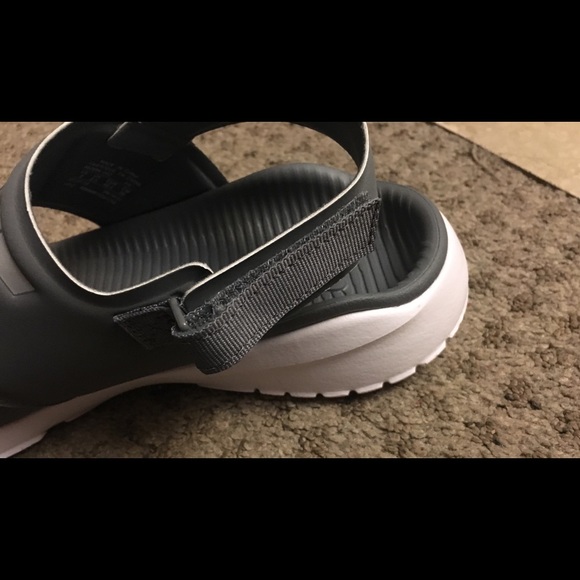 Women’s tanjun sandal - Picture 4 of 5